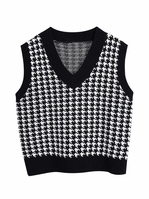 Houndstooth V-Neck Sweater Vet